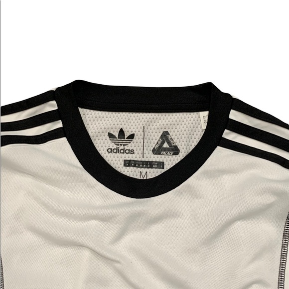 Palace x Adidas Longsleeve Tee
sz M color White / Black
Excellent Condition - Picture 4 of 5